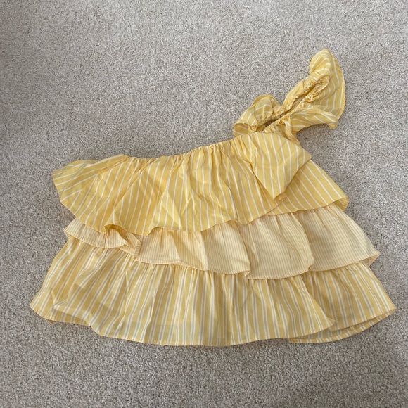 Maeve Ruffle Top - Picture 4 of 5